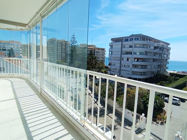 3 bedroom Apartment for sale in Fuengirola with pool garage - € 785,000 (Ref: 9824040)