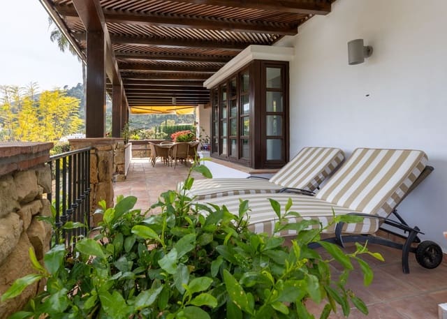 4 sovrum Villa till salu i Benahavís med pool garage - 2 150 000 € (Ref: 9827986)
