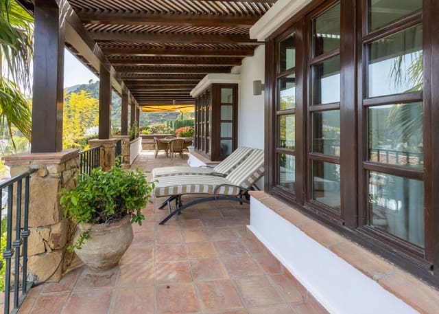 4 sovrum Villa till salu i Benahavís med pool garage - 2 150 000 € (Ref: 9827986)