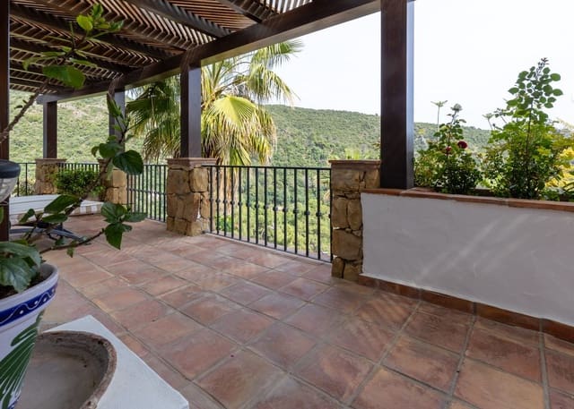 4 sovrum Villa till salu i Benahavís med pool garage - 2 150 000 € (Ref: 9827986)