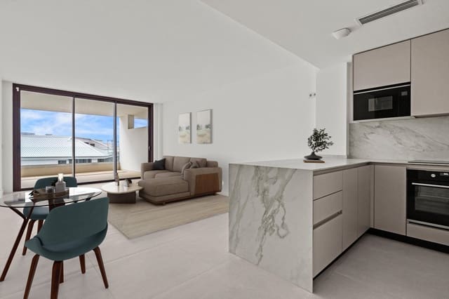 2 bedroom Apartment for sale in Fuengirola with pool garage - € 494,997 (Ref: 9827988)