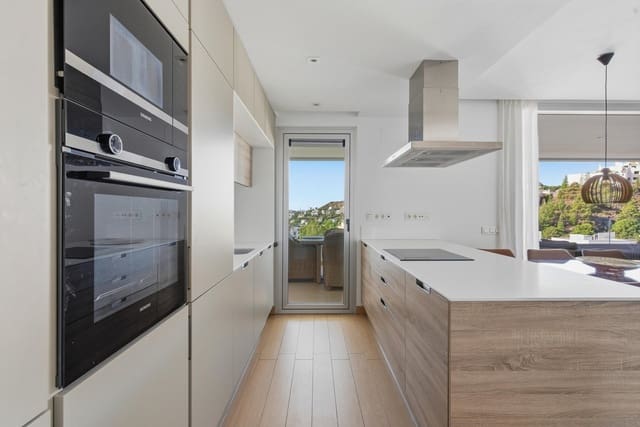 3 slaapkamer Appartement te koop in Benahavís met zwembad garage - € 895.000 (Ref: 9829910)