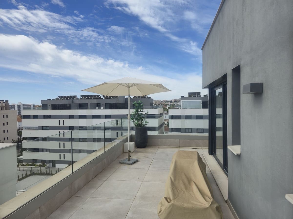 4 bedroom Penthouse for sale in Torremolinos with pool garage - € 1,295,000 (Ref: 9829969)