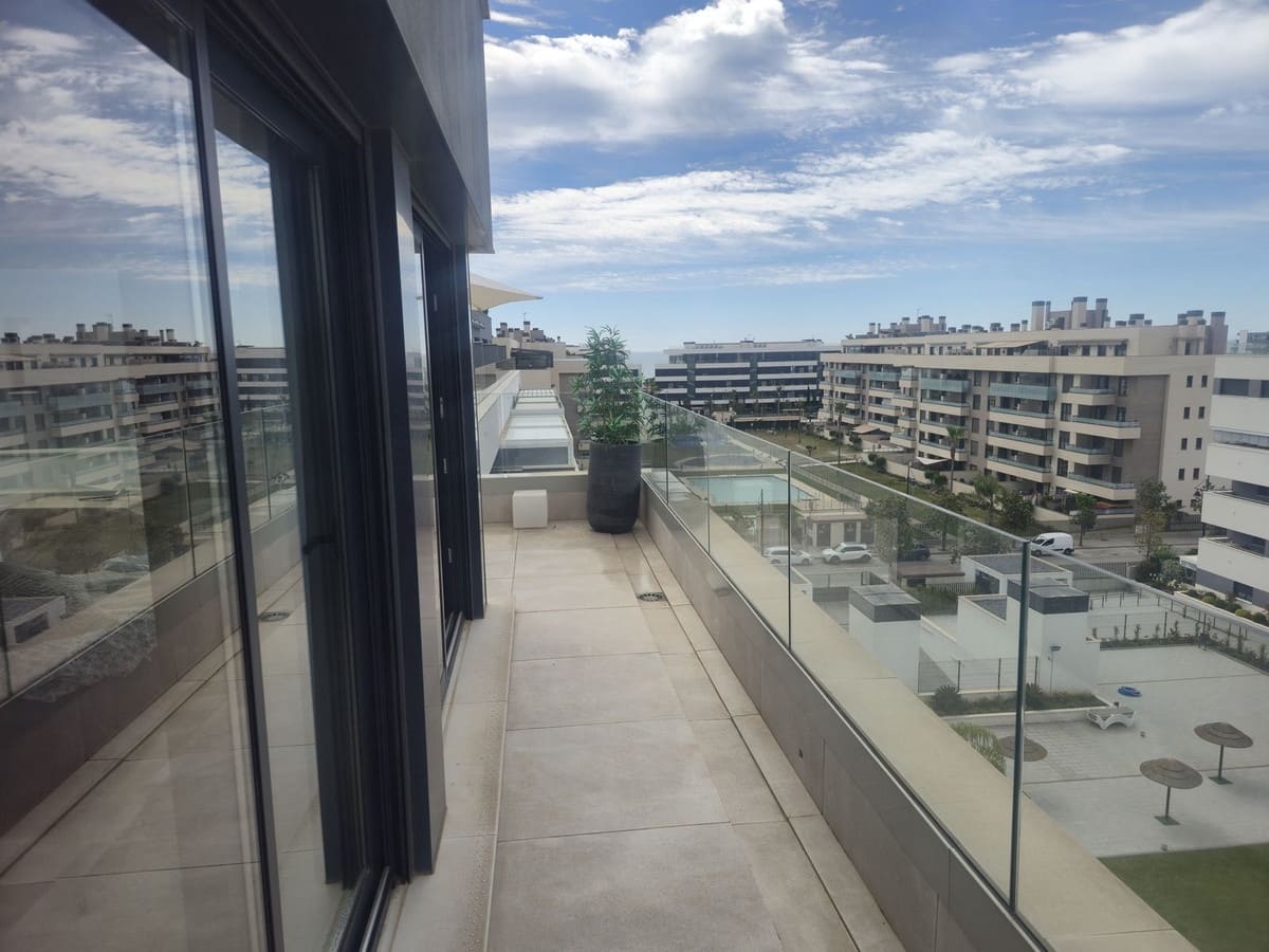 4 bedroom Penthouse for sale in Torremolinos with pool garage - € 1,295,000 (Ref: 9829969)