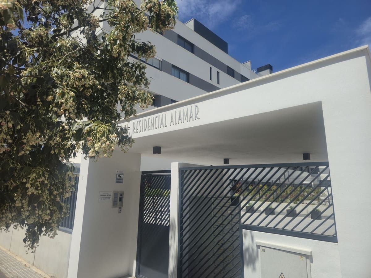 4 bedroom Penthouse for sale in Torremolinos with pool garage - € 1,295,000 (Ref: 9829969)