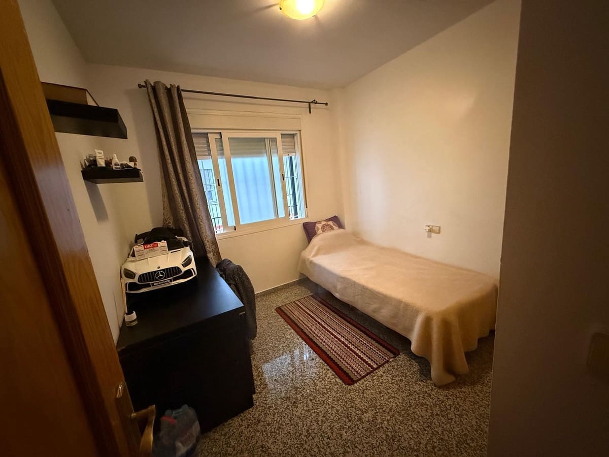 2 slaapkamer Appartement te koop in Fuengirola met garage - € 274.000 (Ref: 9829971)
