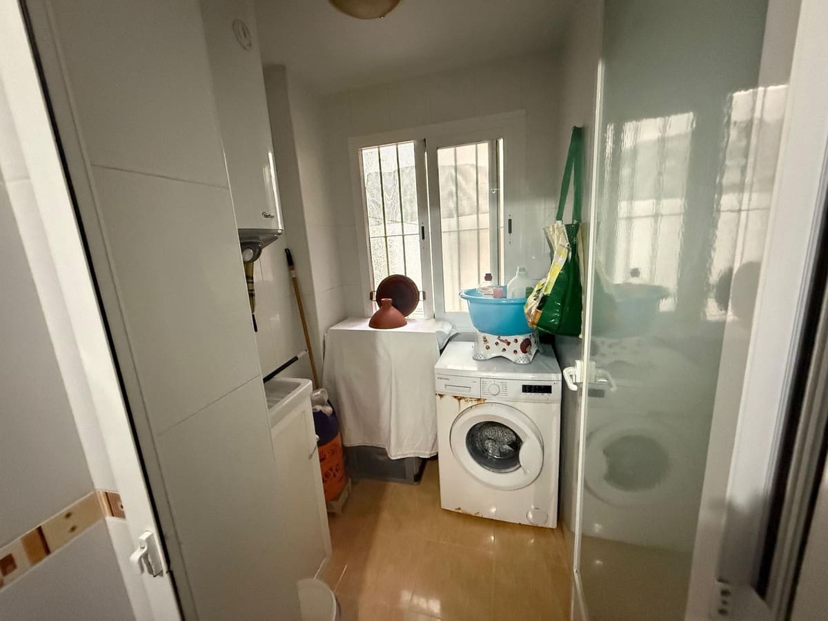 2 slaapkamer Appartement te koop in Fuengirola met garage - € 274.000 (Ref: 9829971)