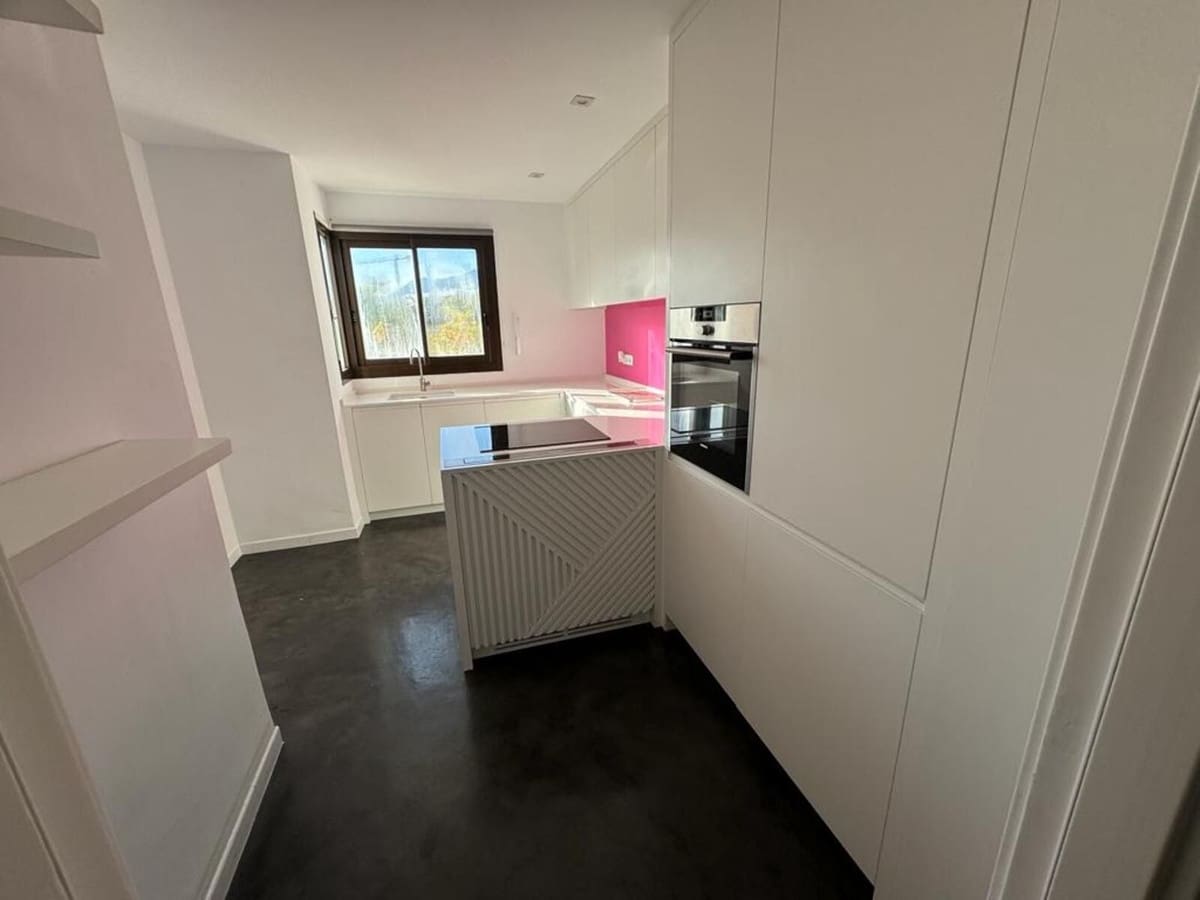 3 soverom Penthouse til salgs i Estepona med svømmebasseng garasje - € 485 000 (Ref: 9829975)