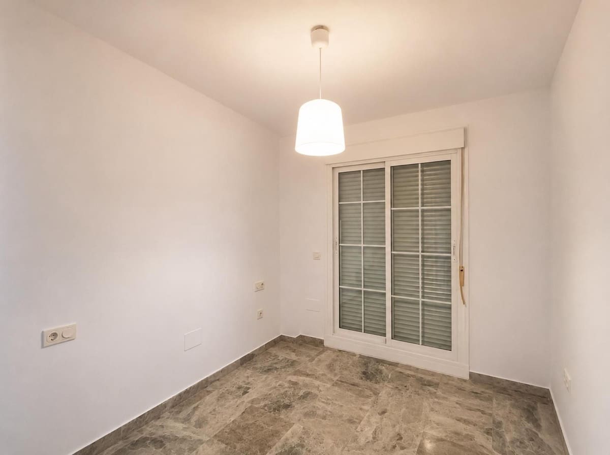 2 sypialnia Apartament na sprzedaż w Benahavis - 314 000 € (Ref: 9829978)