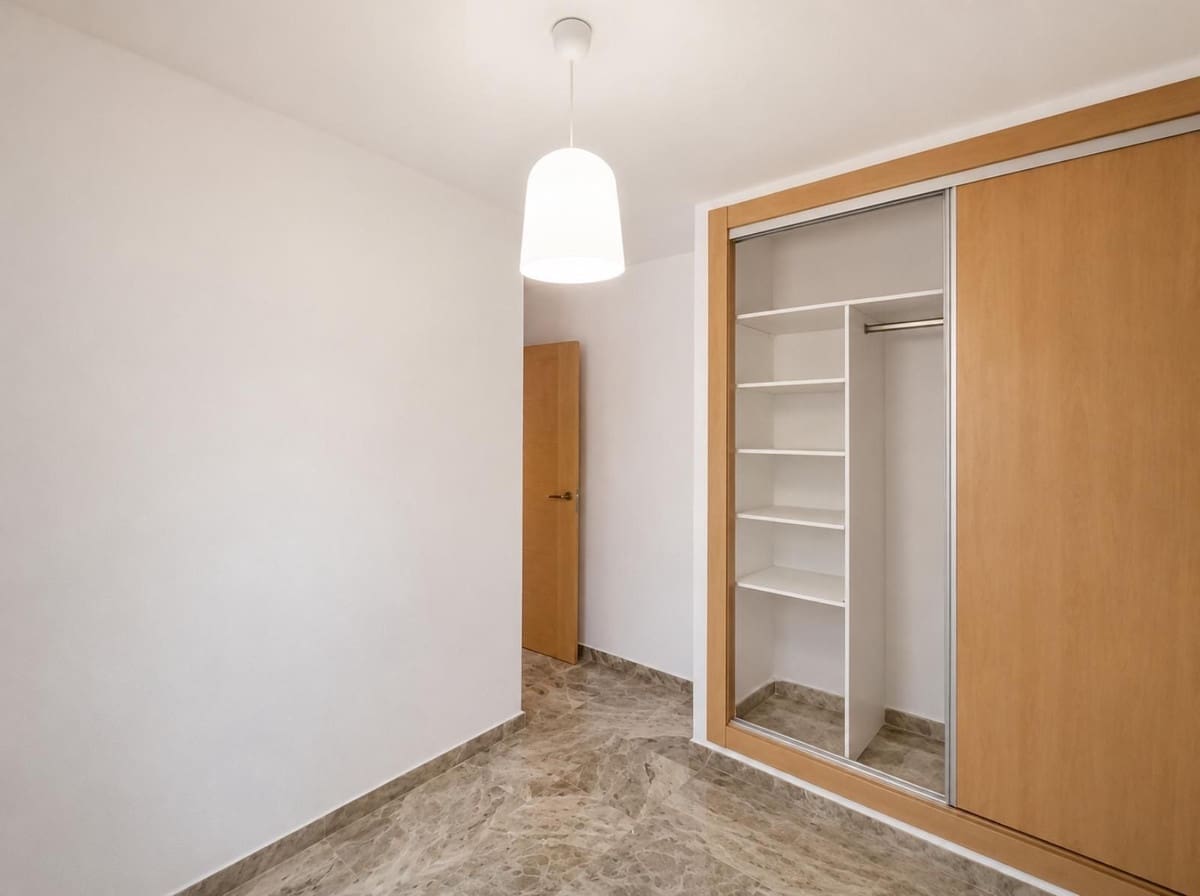 2 sypialnia Apartament na sprzedaż w Benahavis - 314 000 € (Ref: 9829978)