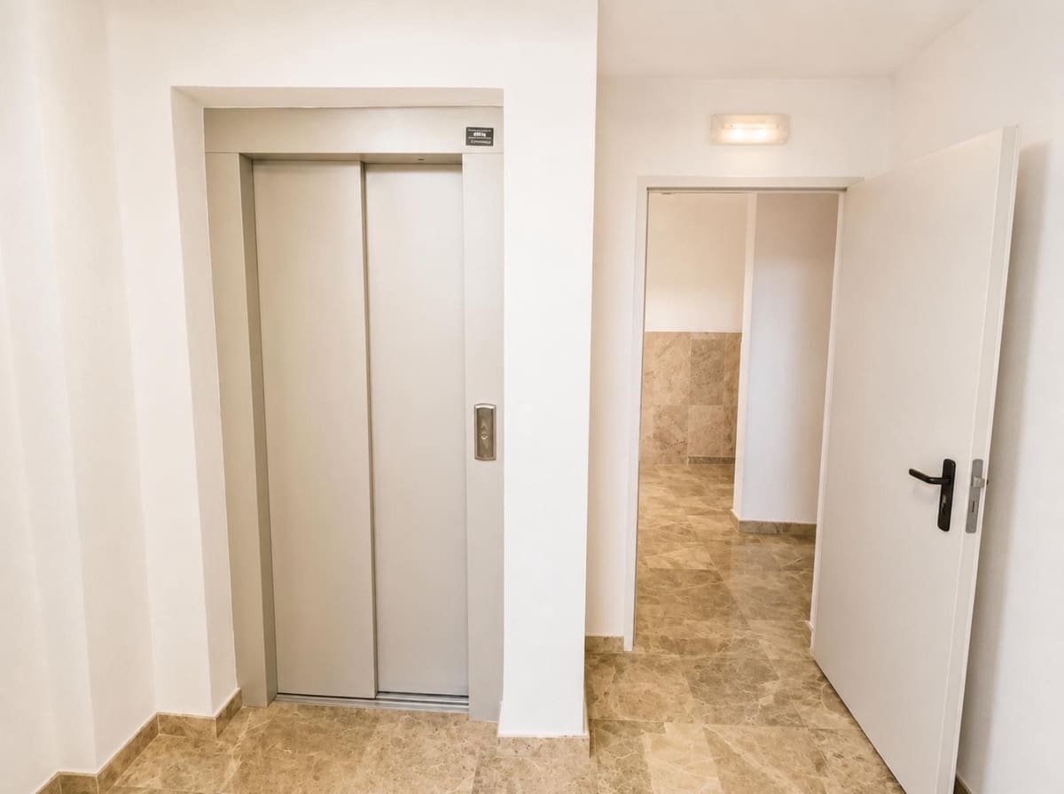2 sypialnia Apartament na sprzedaż w Benahavis - 314 000 € (Ref: 9829978)