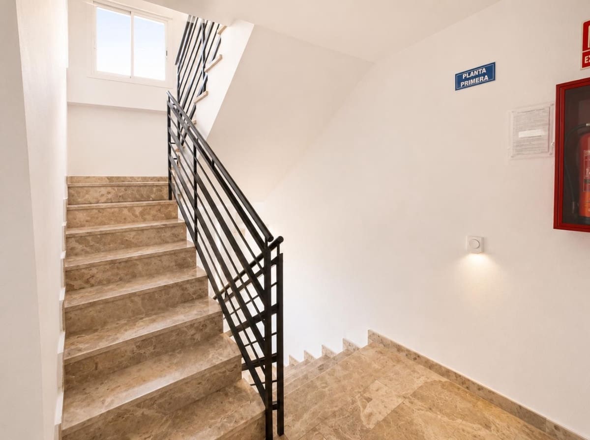 2 sypialnia Apartament na sprzedaż w Benahavis - 314 000 € (Ref: 9829978)