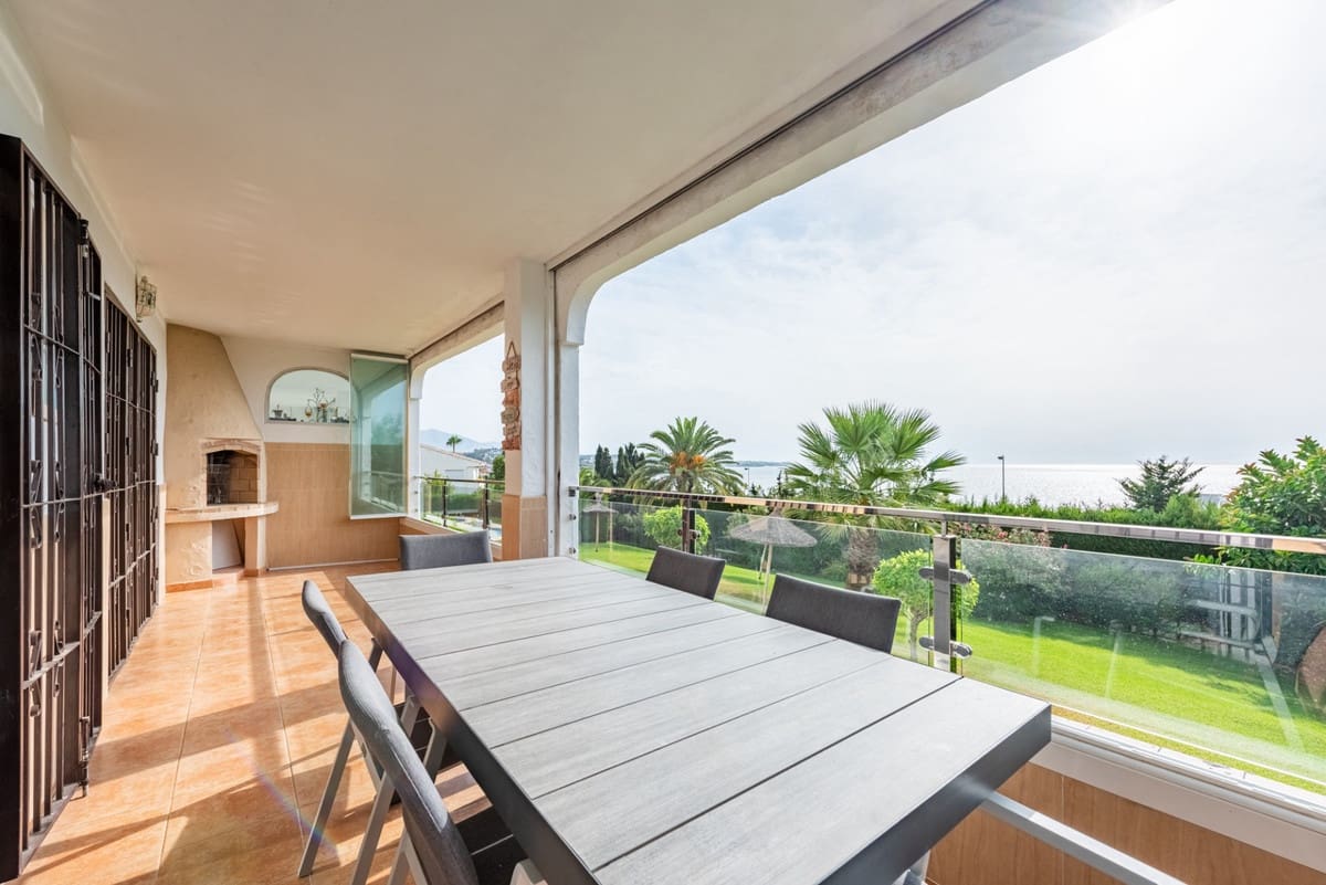 2 bedroom Apartment for sale in Torrenueva with pool - € 349,000 (Ref: 9830243)