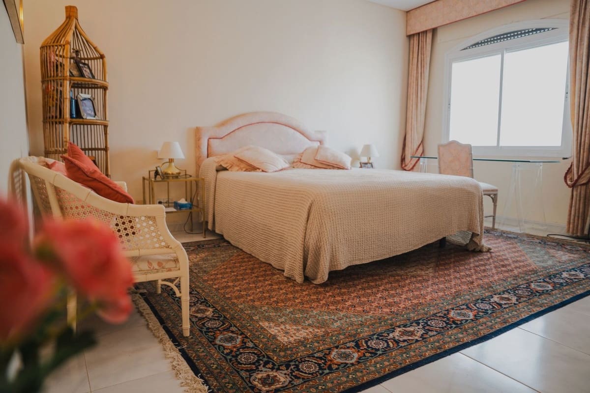 4 camera da letto Appartamento in vendita in Puerto Banus con piscina garage - 2.500.000 € (Rif: 9830253)
