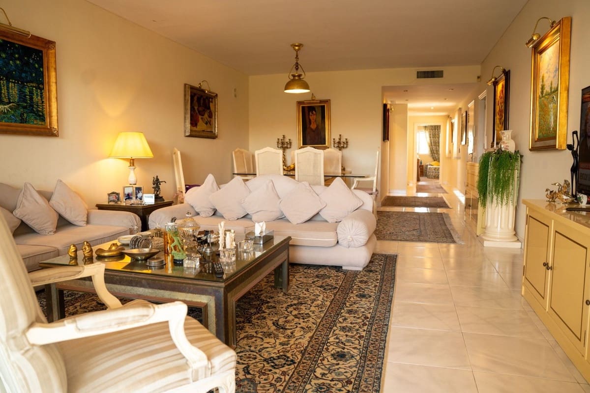 4 camera da letto Appartamento in vendita in Puerto Banus con piscina garage - 2.500.000 € (Rif: 9830253)