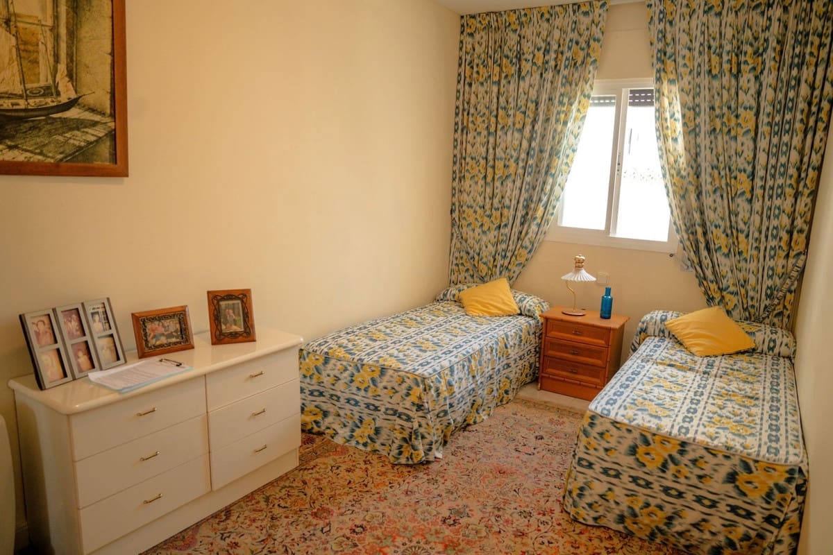 4 camera da letto Appartamento in vendita in Puerto Banus con piscina garage - 2.500.000 € (Rif: 9830253)