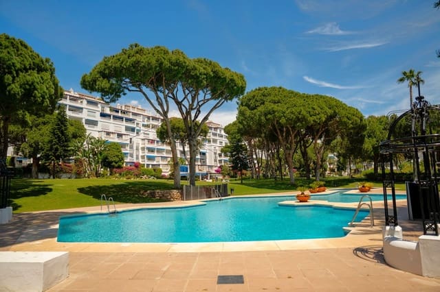 4 camera da letto Appartamento in vendita in Puerto Banus, Marbella con piscina garage - 2.500.000 € (Rif: 9830253)