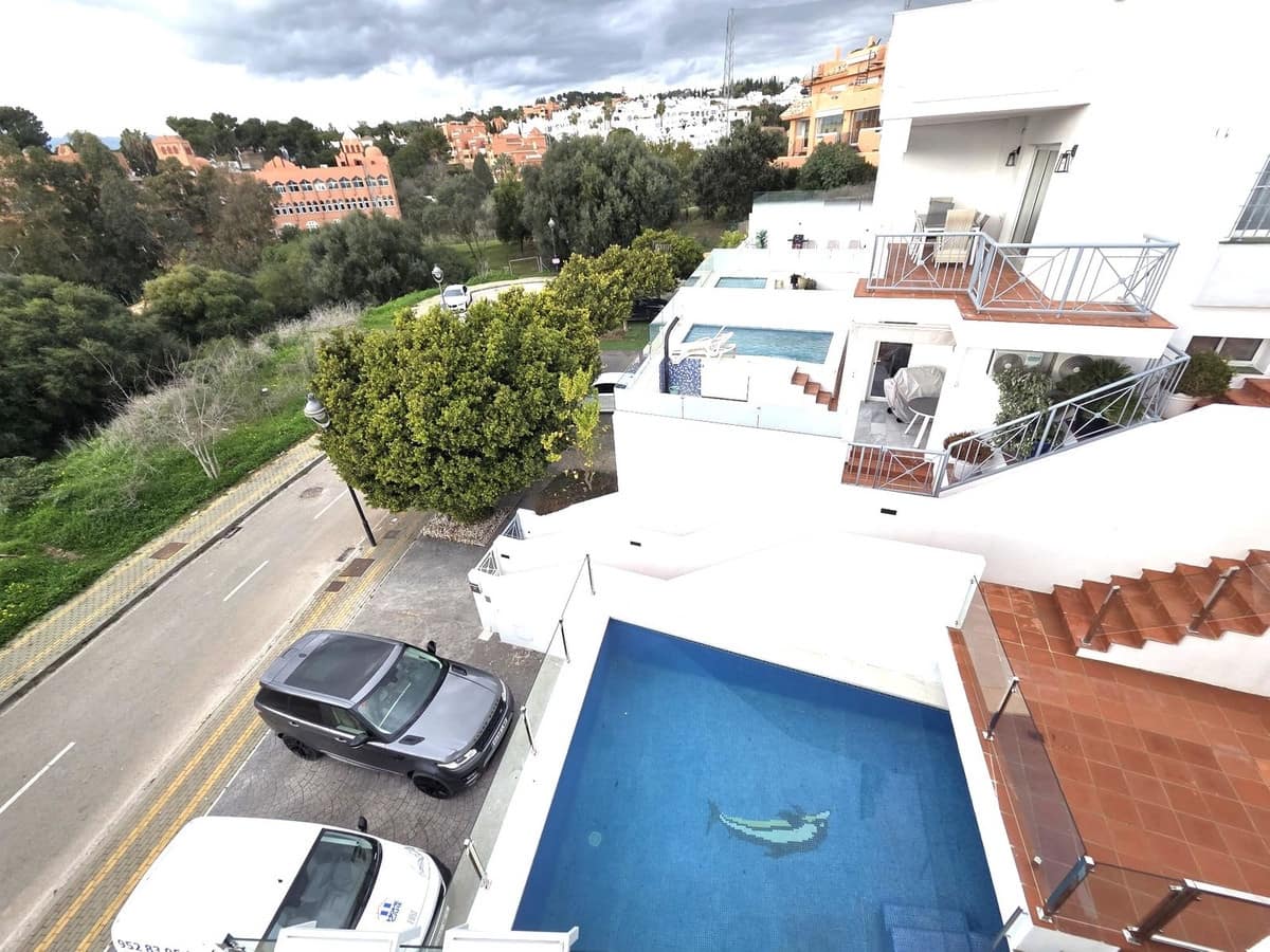 4 Zimmer Doppelhaus zu verkaufen in Artola mit Pool Garage - 1.195.000 € (Ref: 9830254)