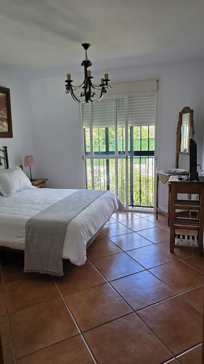 4 sovrum Hus till salu i Marbella med garage - 582 998 € (Ref: 9830259)