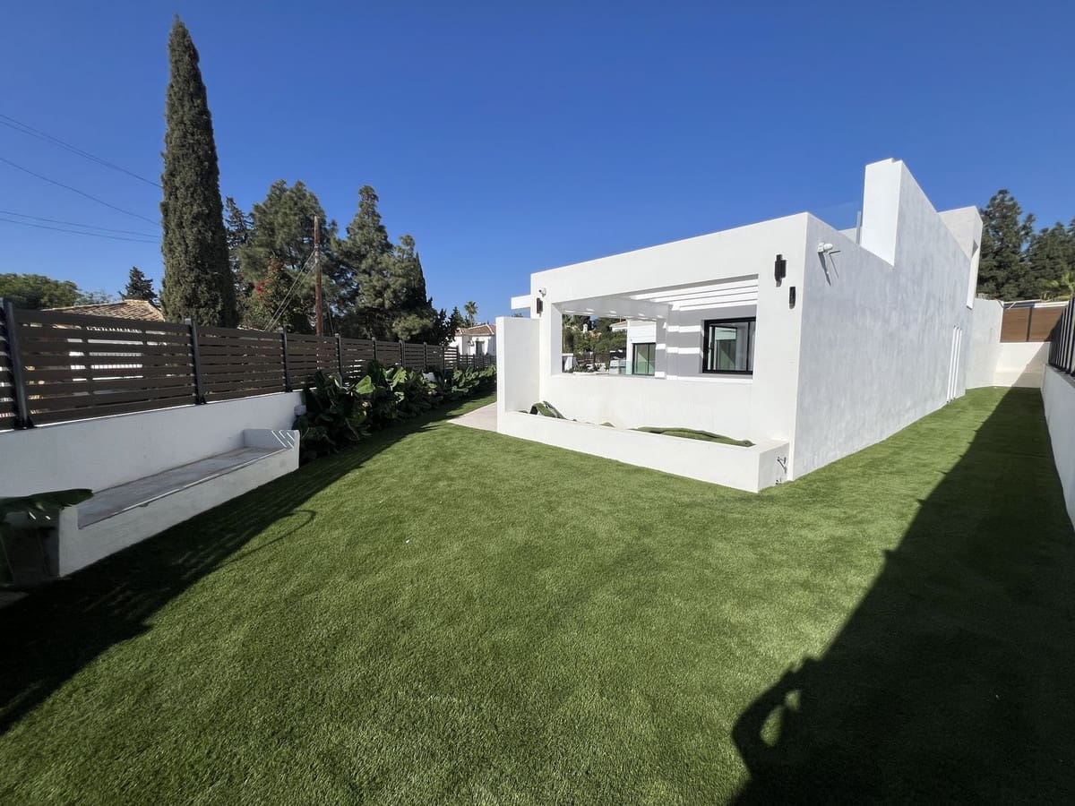 5 sovrum Villa till salu i Mijas med pool garage - 2 548 000 € (Ref: 9830300)