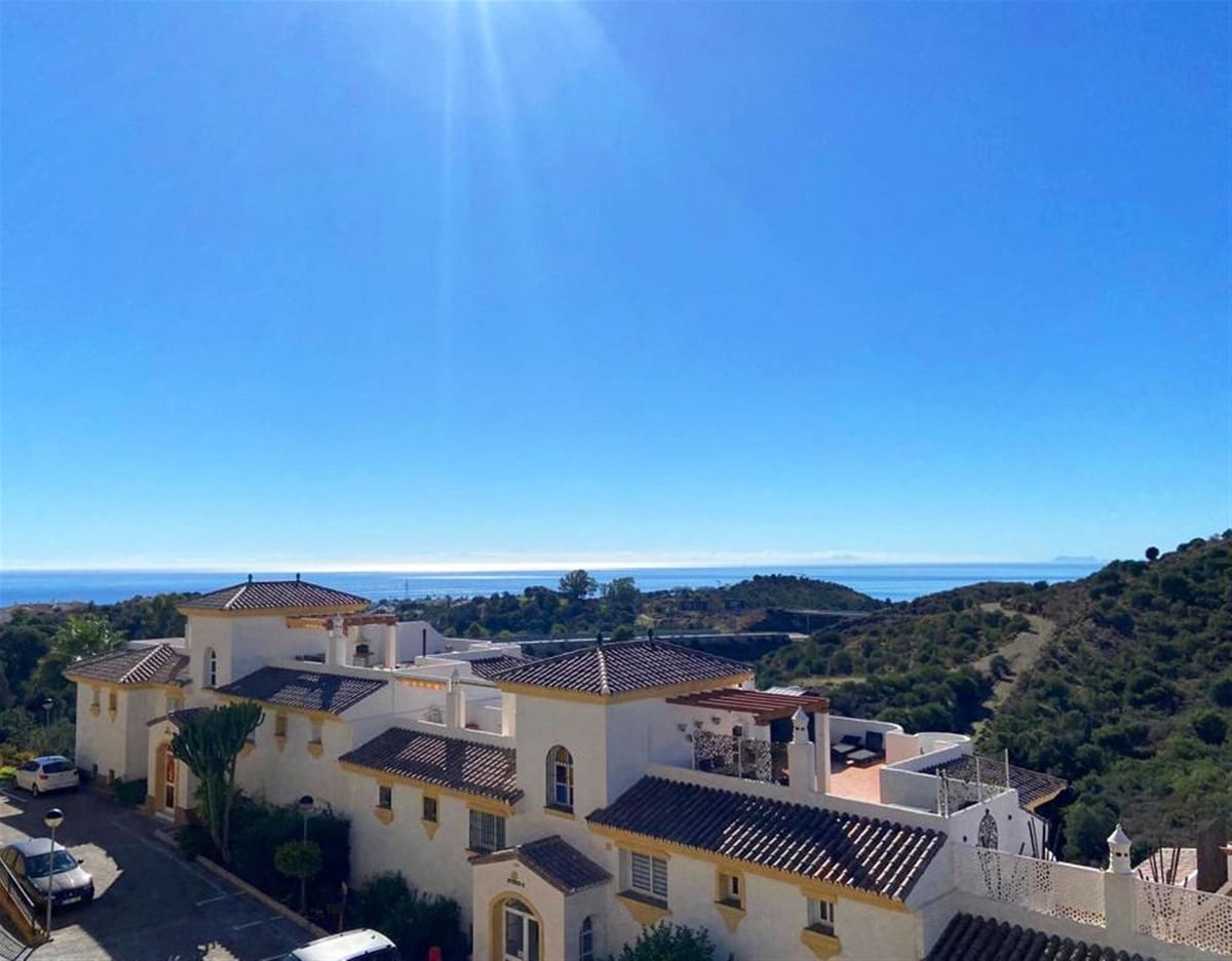 3 soverom Leilighet til salgs i Sitio de Calahonda med garasje - € 369 000 (Ref: 9830323)