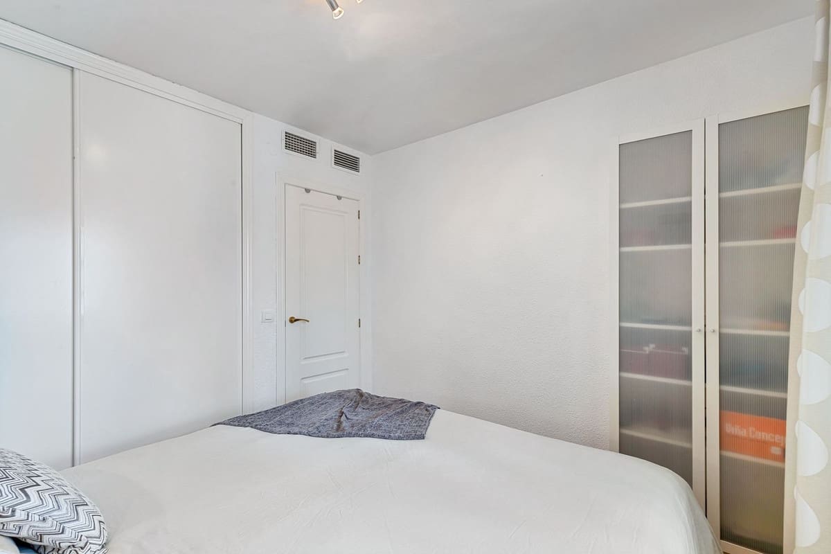 1 bedroom Apartment for sale in Fuengirola - € 425,000 (Ref: 9834193)