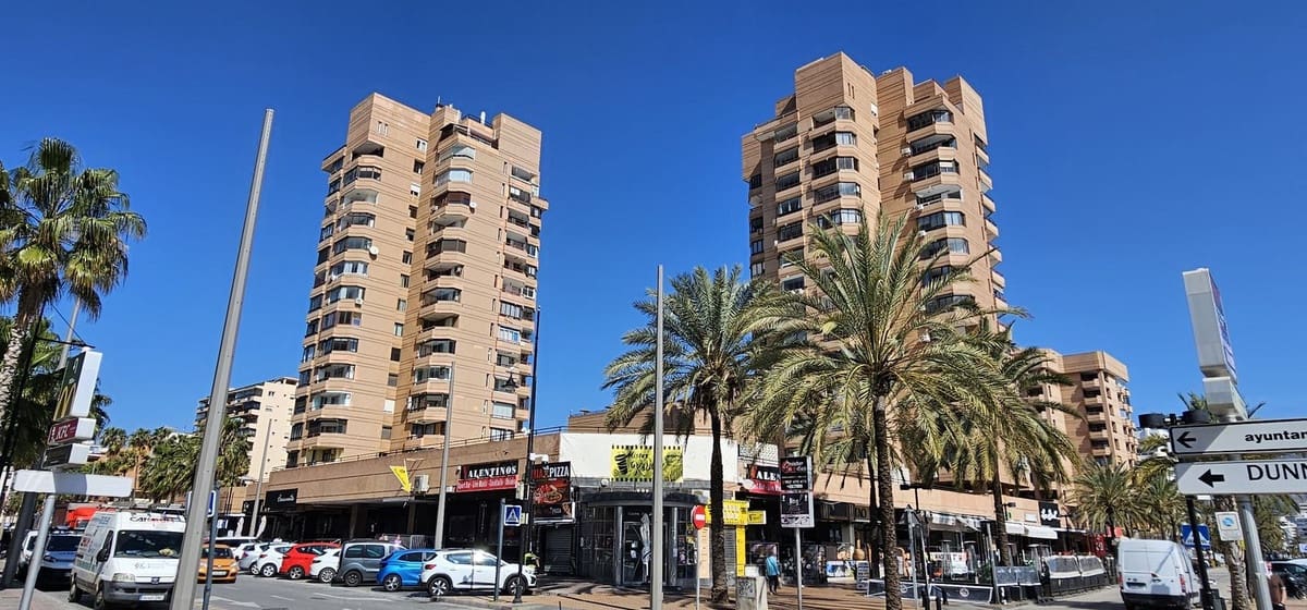 1 soveværelse Lejlighed til salg i Fuengirola med swimmingpool - € 225.000 (Ref: 9834195)