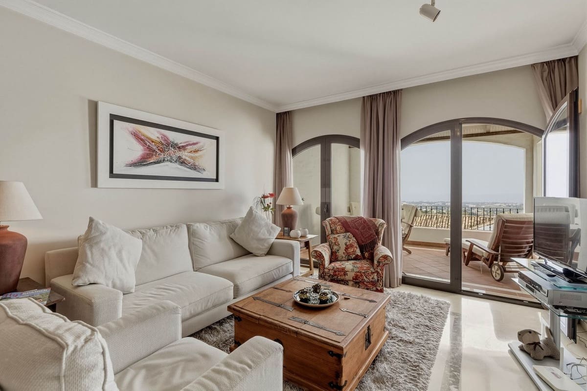 2 Zimmer Apartment zu verkaufen in Benahavis mit Garage - 385.000 € (Ref: 9834197)