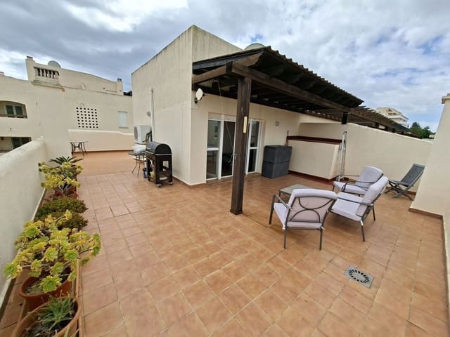 3 chambre Penthouse à vendre à La Duquesa / Puerto de la Duquesa, Manilva avec piscine garage - 325 000 € (Ref: 9834214)