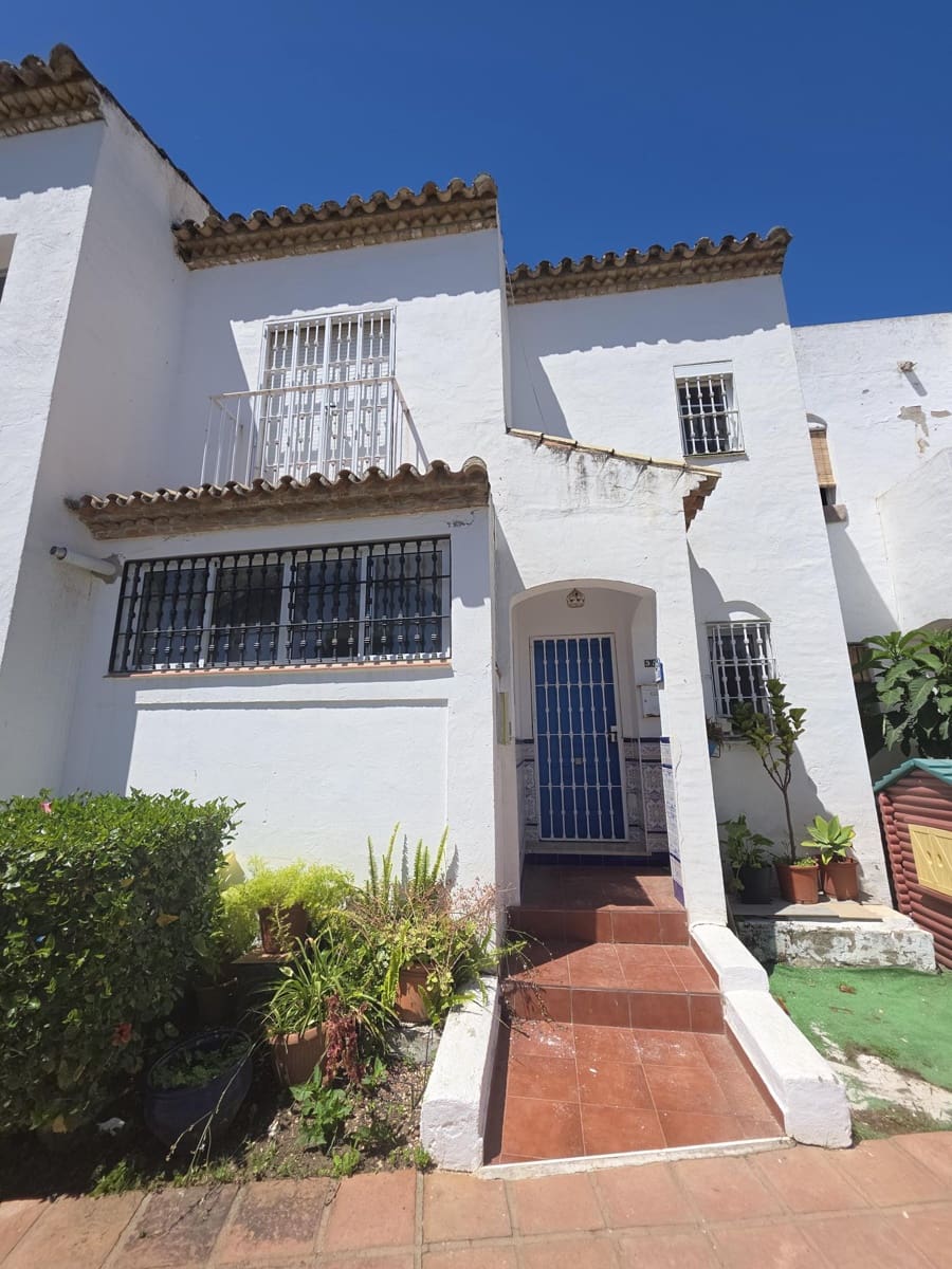 3 bedroom Townhouse for sale in Bel-Air with pool garage - € 295,000 (Ref: 9834616)