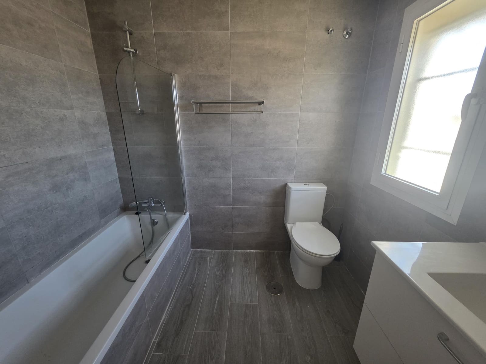 3 bedroom Townhouse for sale in Bel-Air with pool garage - € 295,000 (Ref: 9834616)