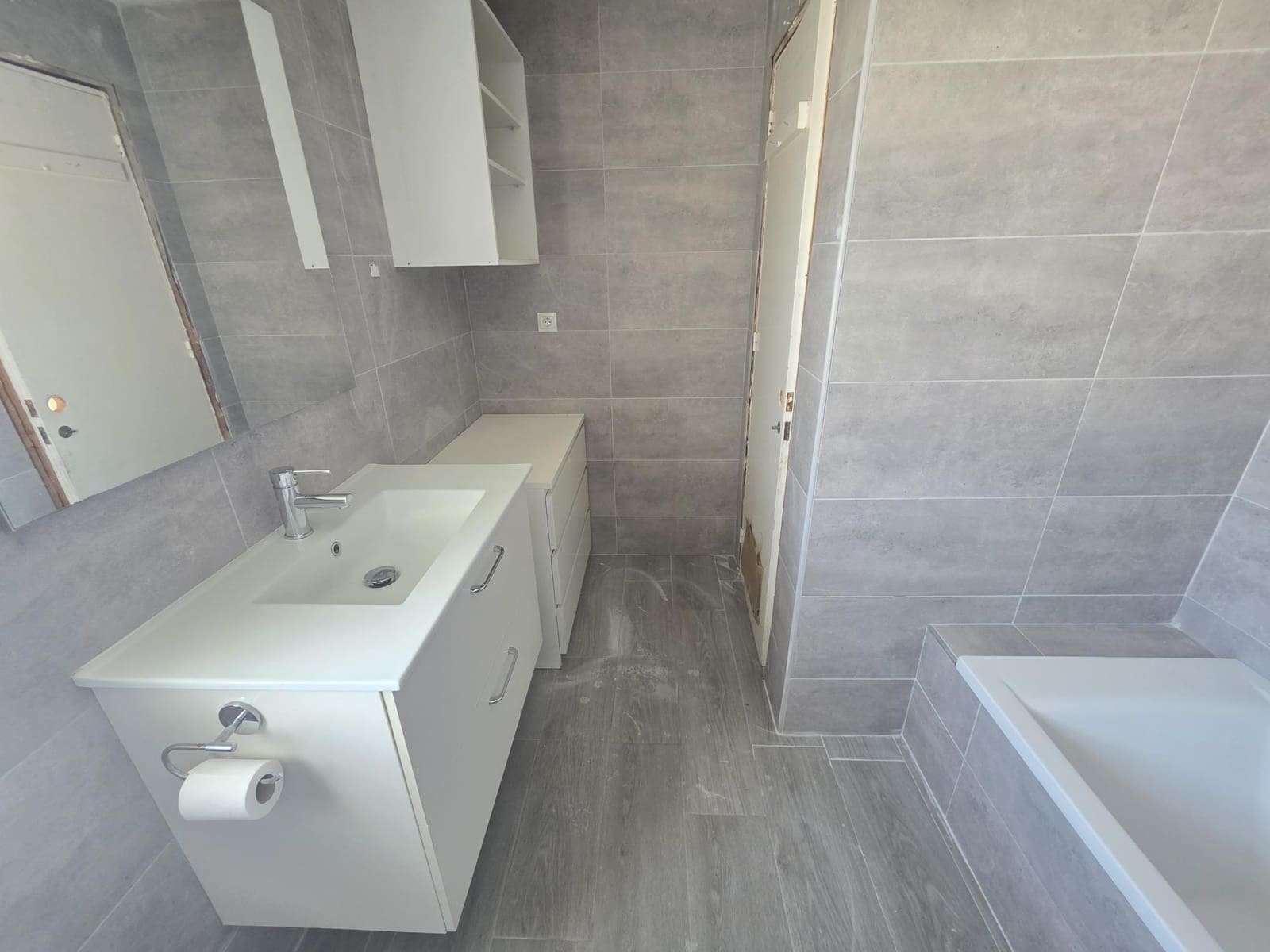 3 bedroom Townhouse for sale in Bel-Air with pool garage - € 295,000 (Ref: 9834616)