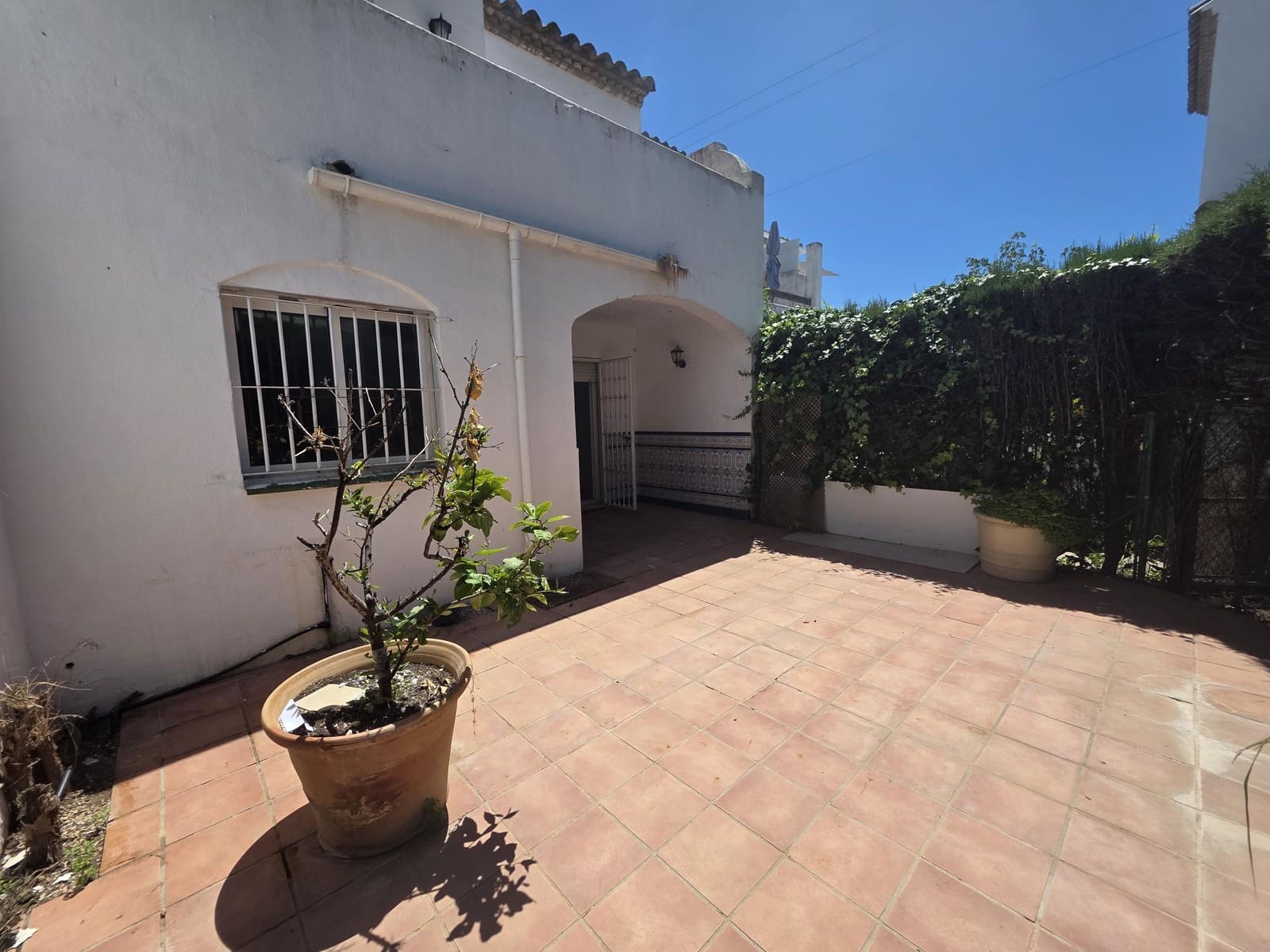 3 bedroom Townhouse for sale in Bel-Air with pool garage - € 295,000 (Ref: 9834616)
