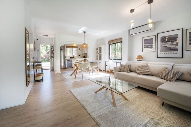 2 soveværelse Semi-Rækkehus til salg i Mijas Costa, Mijas med garage - € 495.000 (Ref: 9837703)