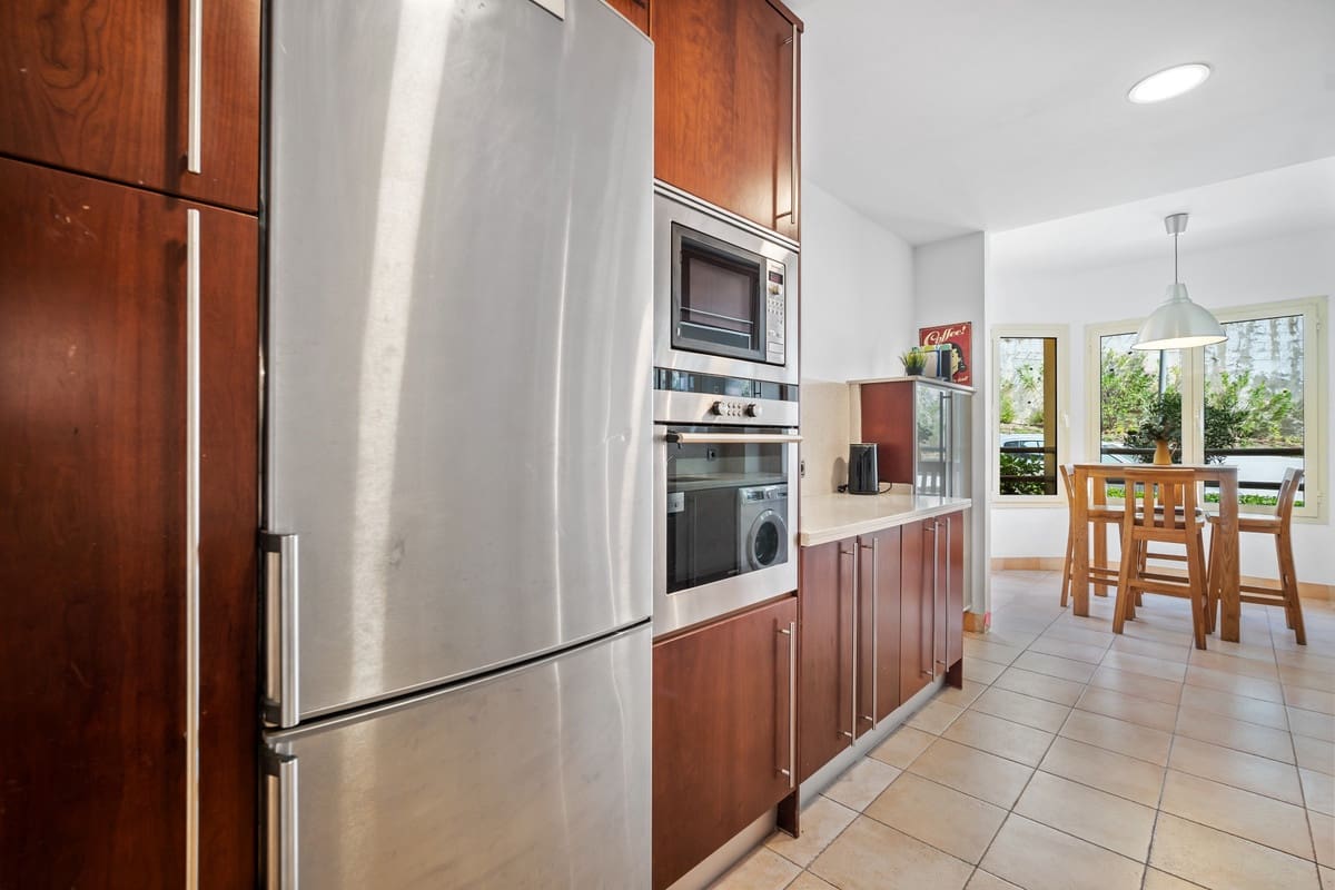 3 bedroom Apartment for sale in Golden Mile with pool garage - € 1,500,000 (Ref: 9837711)