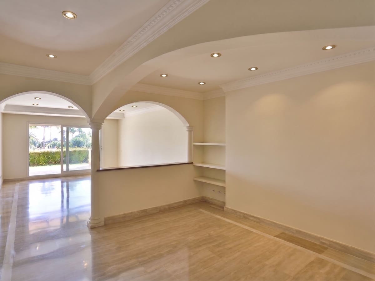 3 bedroom Apartment for sale in Golden Mile with pool garage - € 1,500,000 (Ref: 9837711)