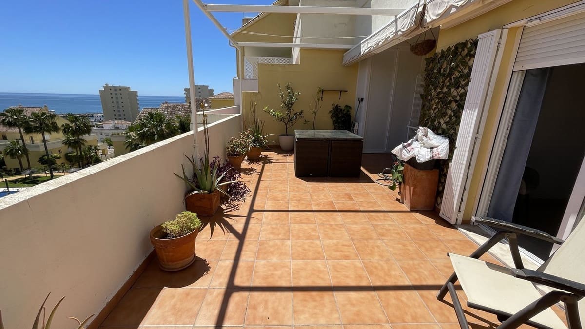 3 soveværelse Lejlighed til salg i Estepona med swimmingpool garage - € 750.000 (Ref: 9837714)