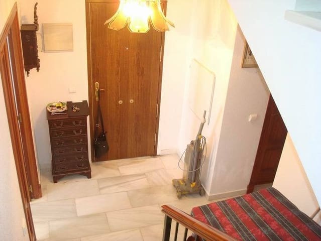 3 sypialnia Dom na sprzedaż w Mijas z basenem garażem - 550 000 € (Ref: 9838185)
