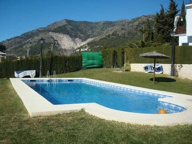 3 soveværelse Byhus til salg i Mijas med swimmingpool garage - € 550.000 (Ref: 9838185)