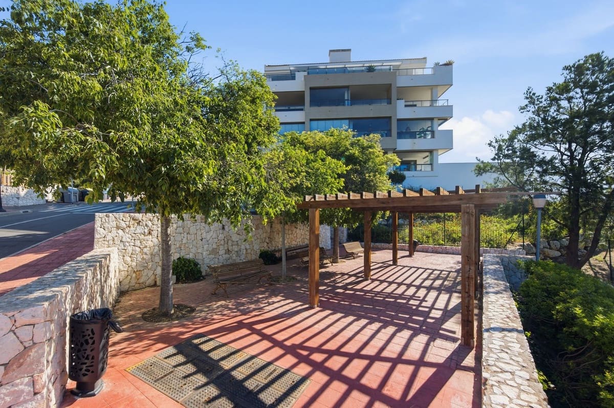 3 bedroom Apartment for sale in Benalmadena with pool garage - € 585,000 (Ref: 9838186)