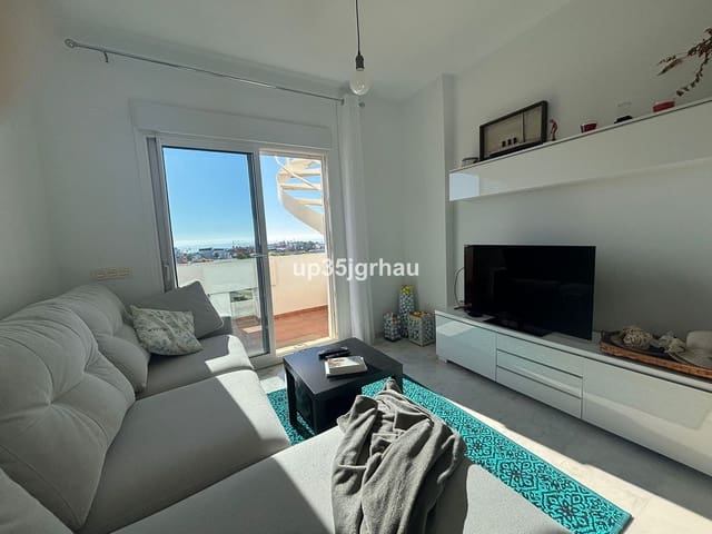 2 soverom Penthouse til salgs i Estepona med svømmebasseng garasje - € 330 000 (Ref: 9847793)