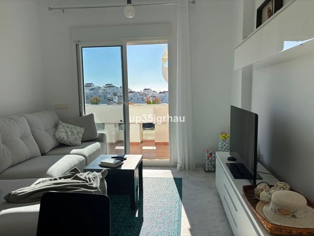 2 soverom Penthouse til salgs i Estepona med svømmebasseng garasje - € 330 000 (Ref: 9847793)