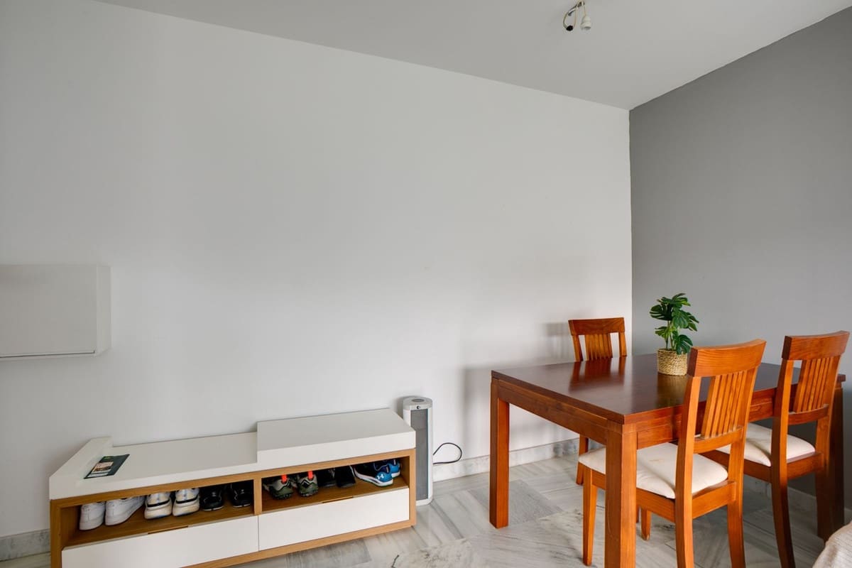 2 sypialnia Apartament na sprzedaż w Benahavis z basenem garażem - 330 000 € (Ref: 9847798)