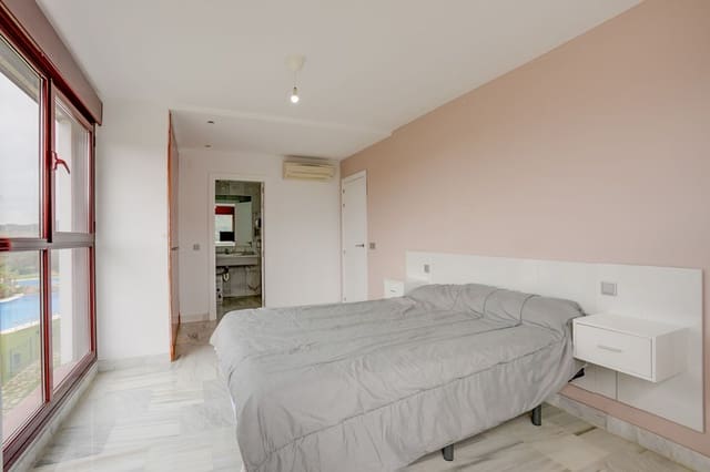 2 quarto Apartamento para venda em Benahavís com piscina garagem - 330 000 € (Ref: 9847798)