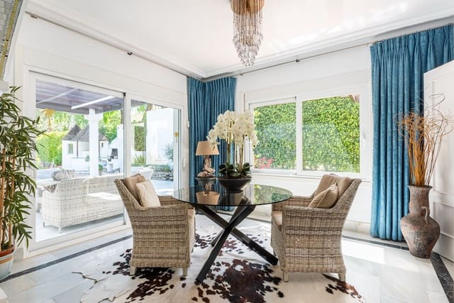 3 quarto Moradia para venda em Nueva Andalucia, Marbella com piscina garagem - 2 900 000 € (Ref: 9847802)
