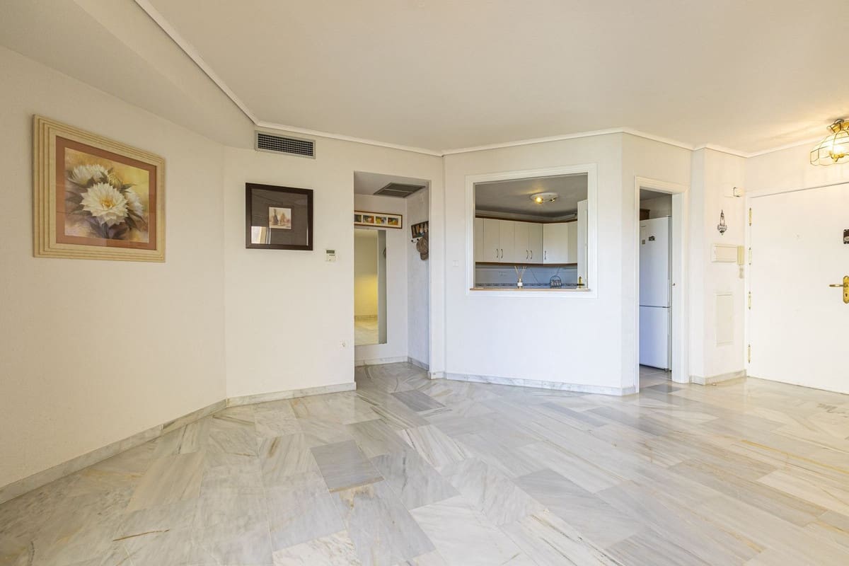 3 bedroom Penthouse for sale in Costabella with pool - € 430,000 (Ref: 9847932)