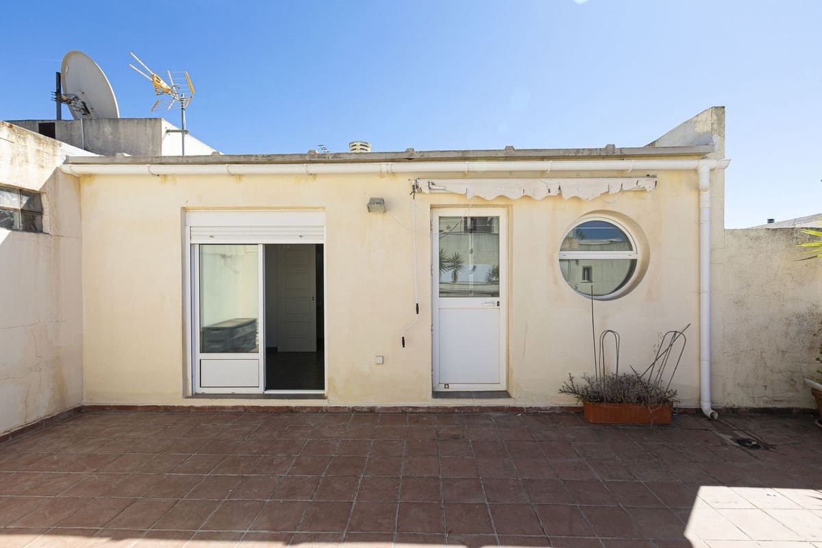3 bedroom Penthouse for sale in Costabella with pool - € 430,000 (Ref: 9847932)