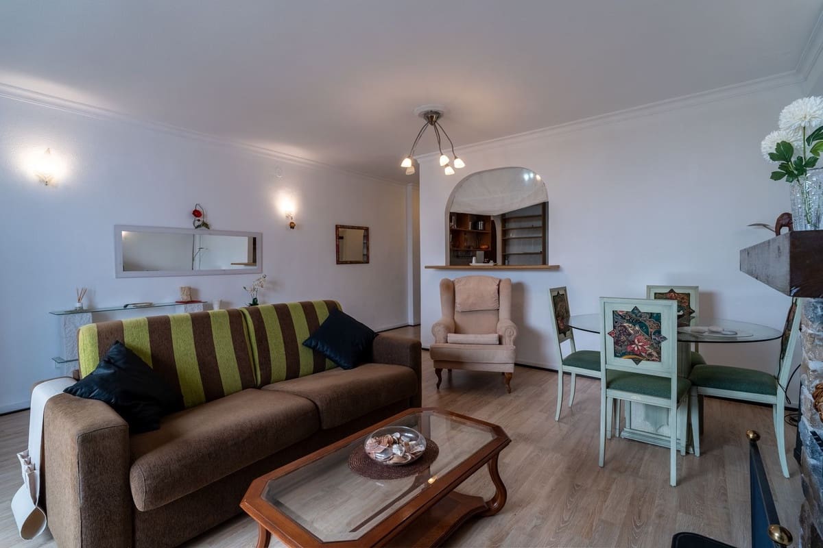 1 makuuhuone Huoneisto myytävänä paikassa Benalmadena mukana uima-altaan 
autotalli - 269 500 € (Ref: 9848045)