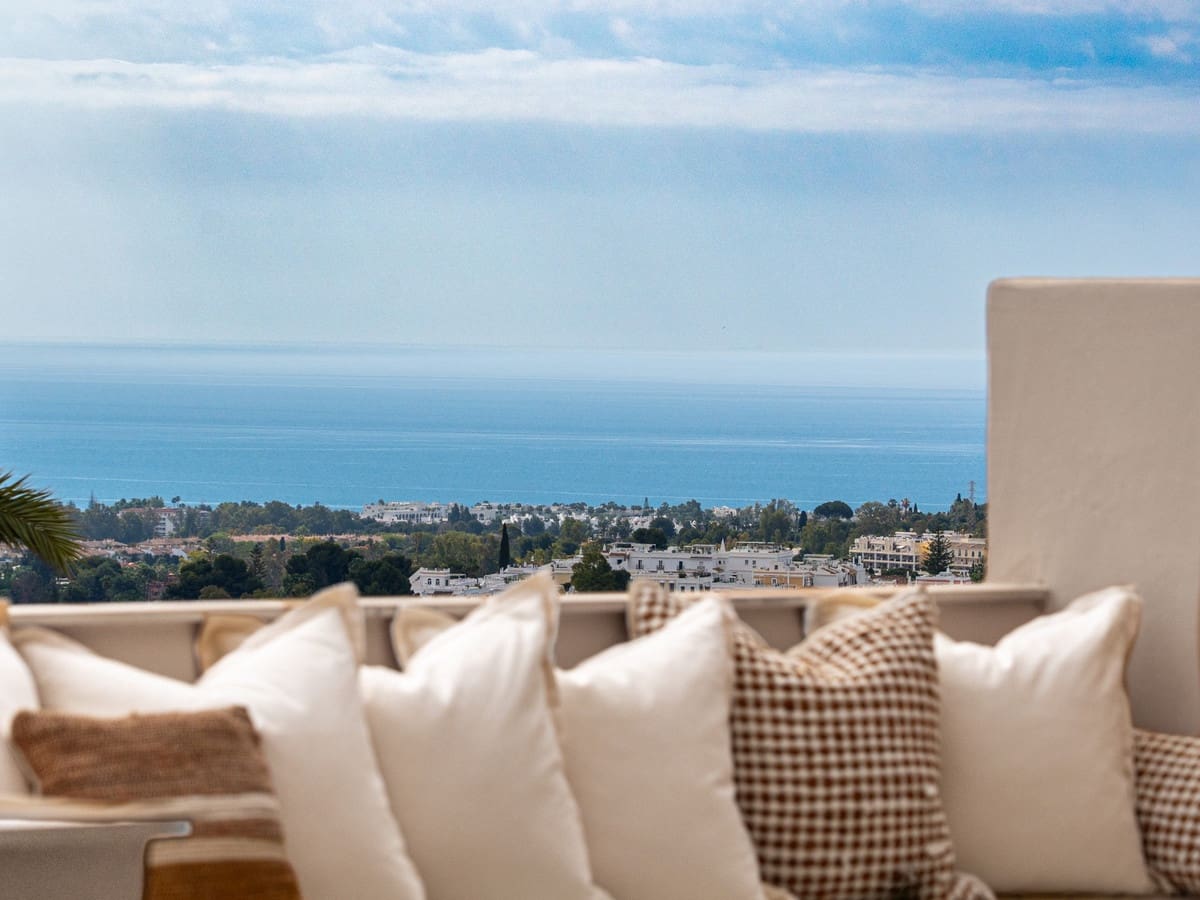3 camera da letto Appartamento in vendita in Nueva Andalucia con piscina garage - 1.890.000 € (Rif: 9850456)