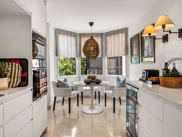 3 camera da letto Appartamento in vendita in Nueva Andalucia, Marbella con piscina garage - 1.890.000 € (Rif: 9850456)